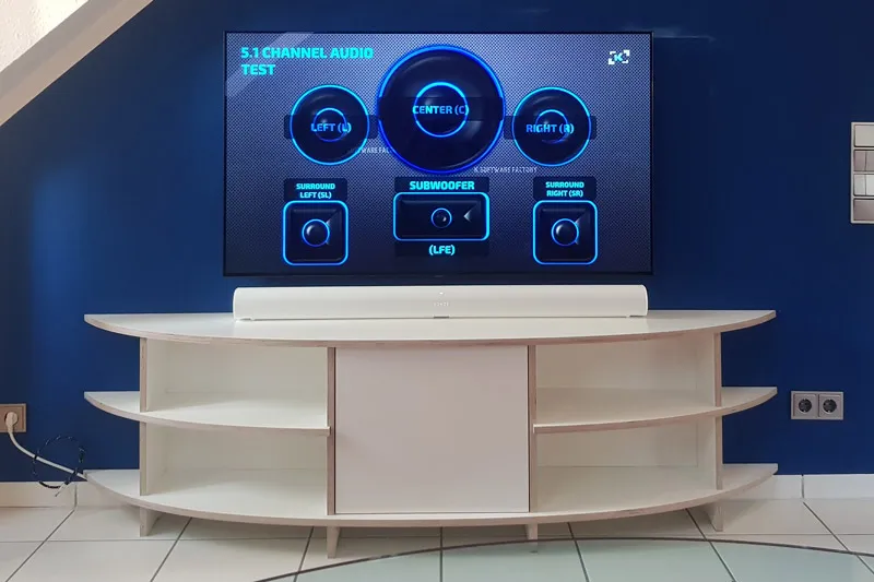 Organisches TV Board