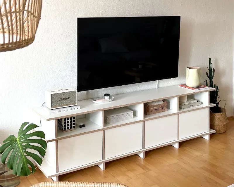 TV-Möbel und Wandregal Kombi eines Kunden