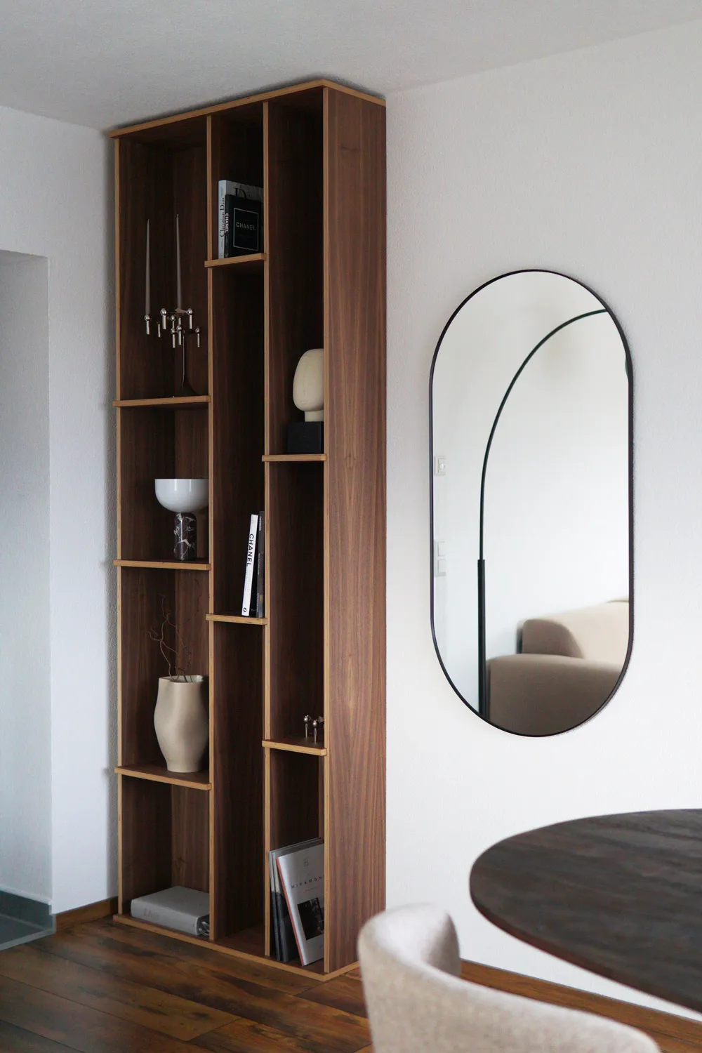 Minimalistisches Design Regal