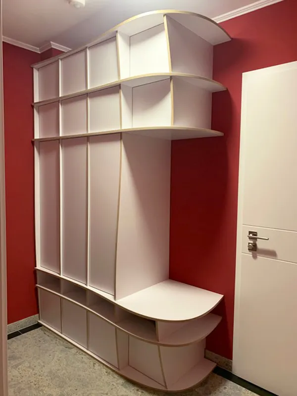 Passgenaue Flur-Garderobe